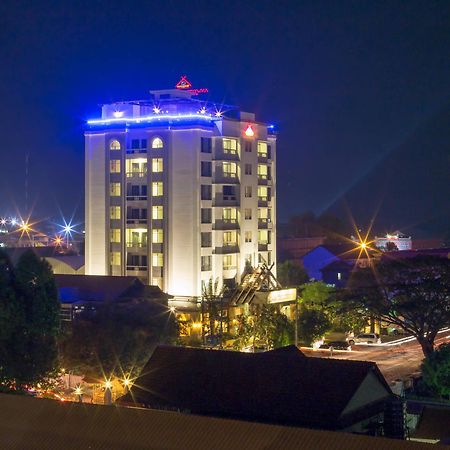 Yeak Loam Hotel Banlung Εξωτερικό φωτογραφία