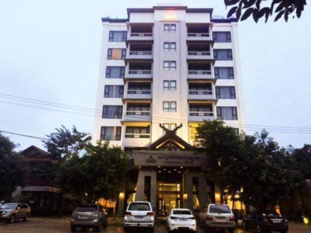 Yeak Loam Hotel Banlung Εξωτερικό φωτογραφία