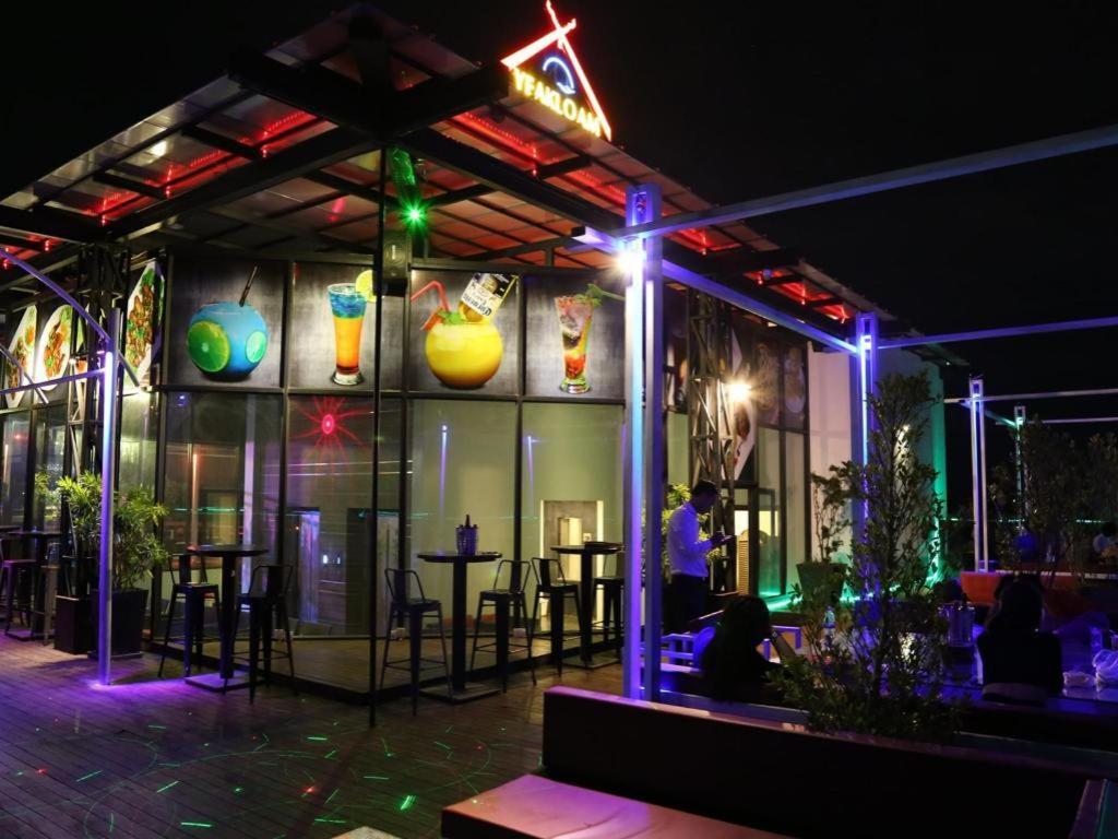 Yeak Loam Hotel Banlung Εξωτερικό φωτογραφία