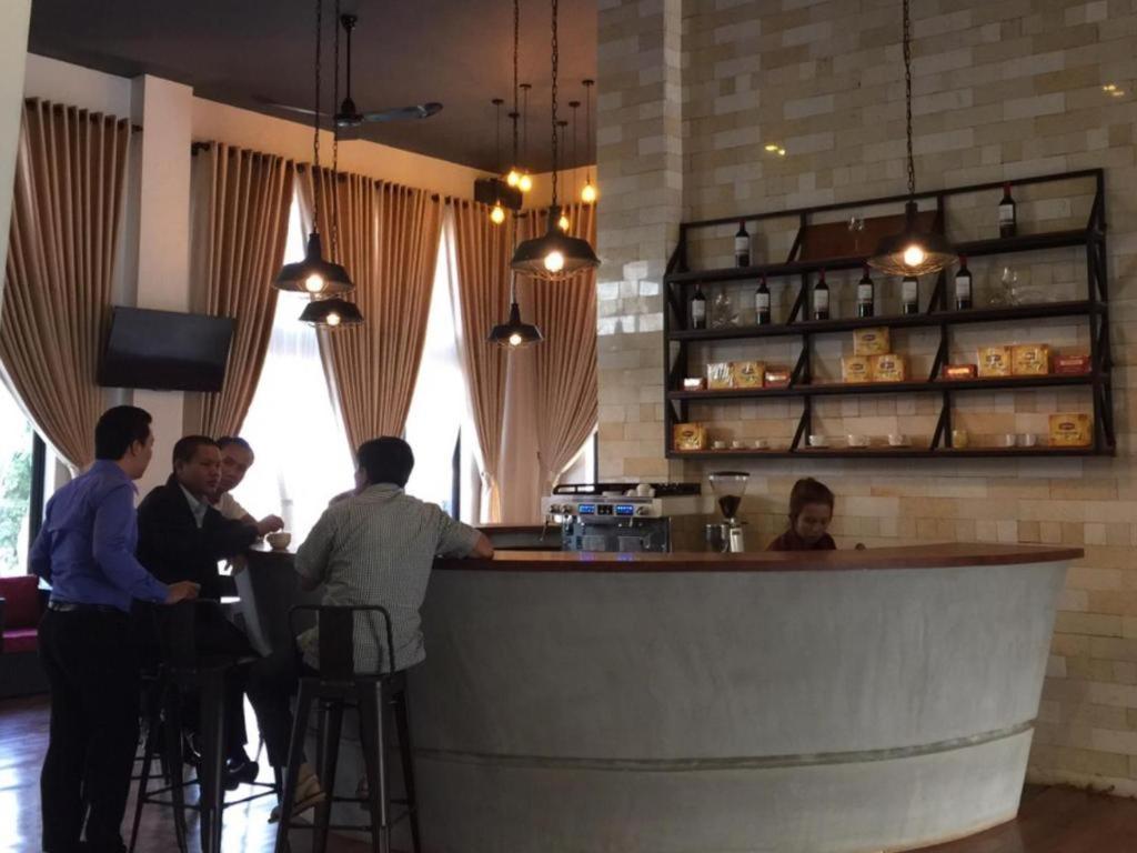 Yeak Loam Hotel Banlung Εξωτερικό φωτογραφία
