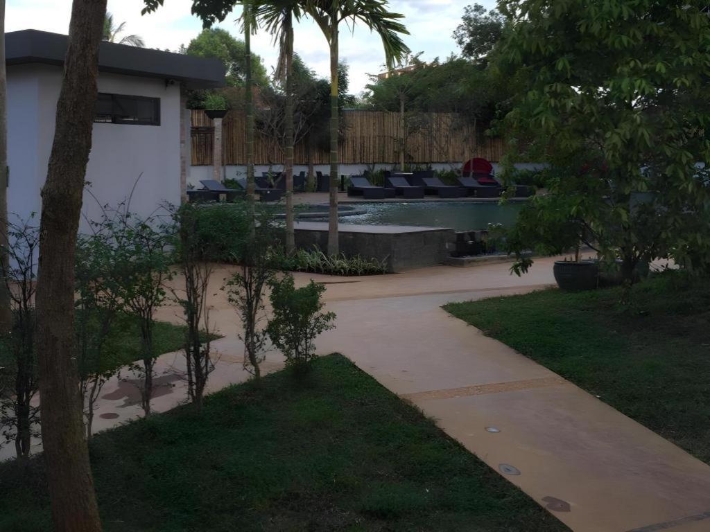 Yeak Loam Hotel Banlung Εξωτερικό φωτογραφία
