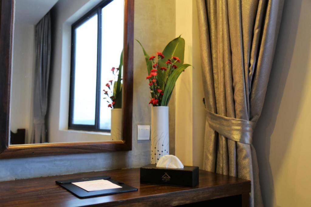 Yeak Loam Hotel Banlung Εξωτερικό φωτογραφία