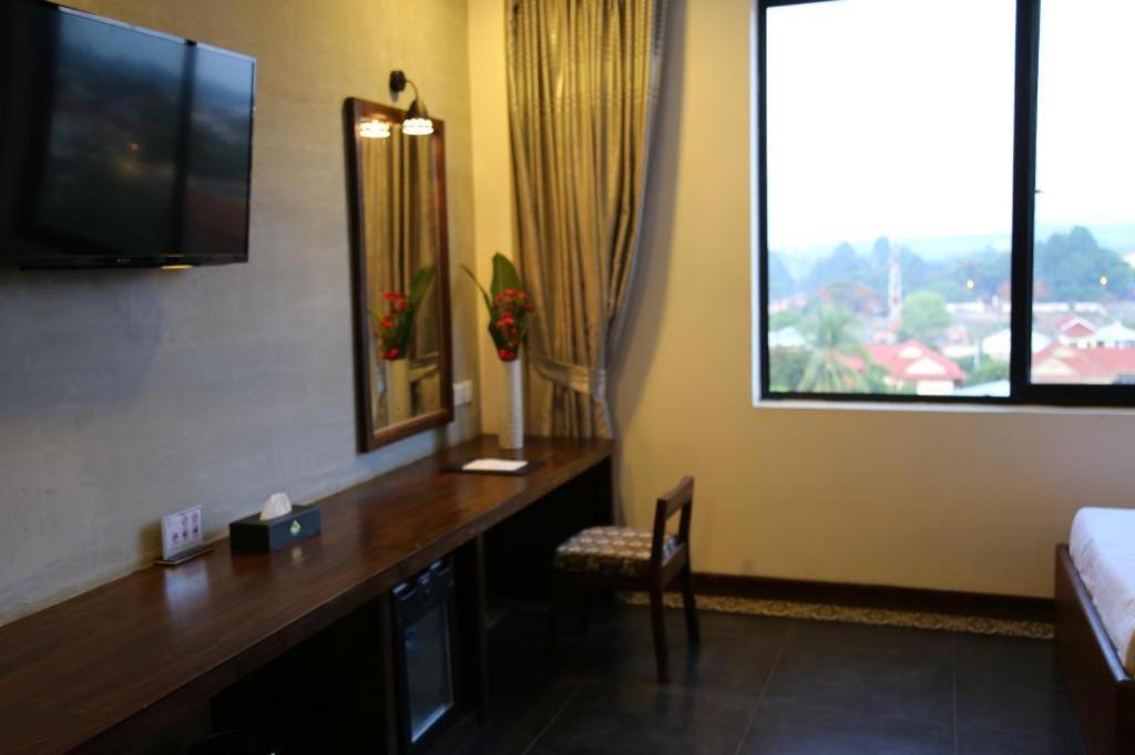 Yeak Loam Hotel Banlung Εξωτερικό φωτογραφία