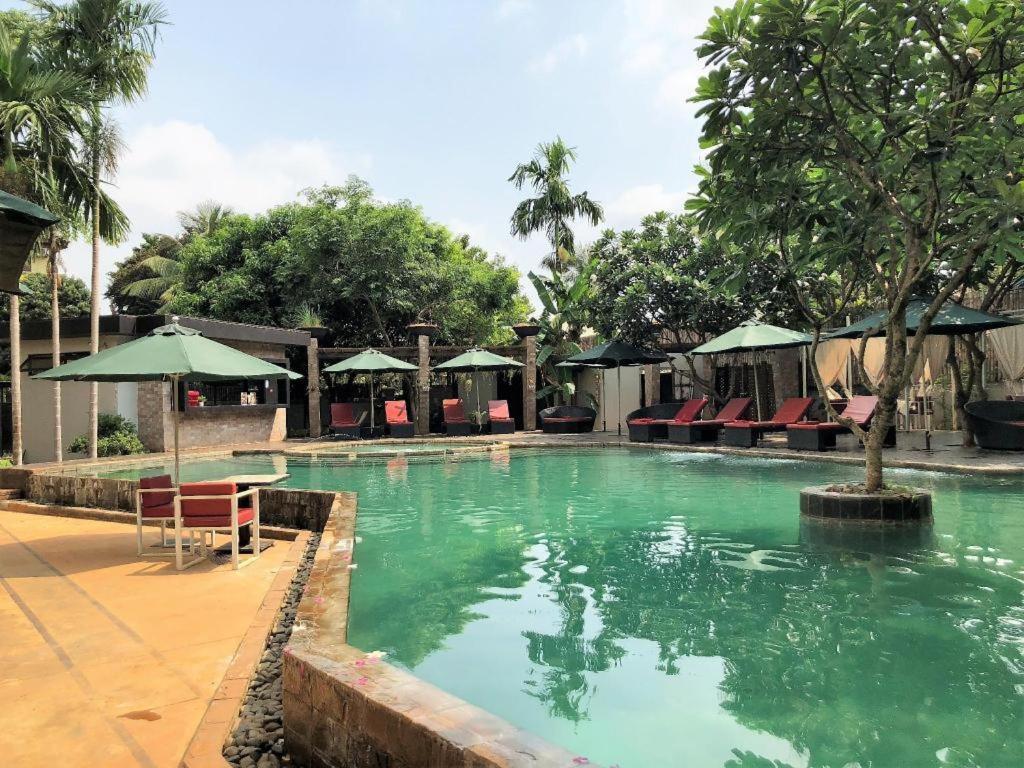 Yeak Loam Hotel Banlung Εξωτερικό φωτογραφία