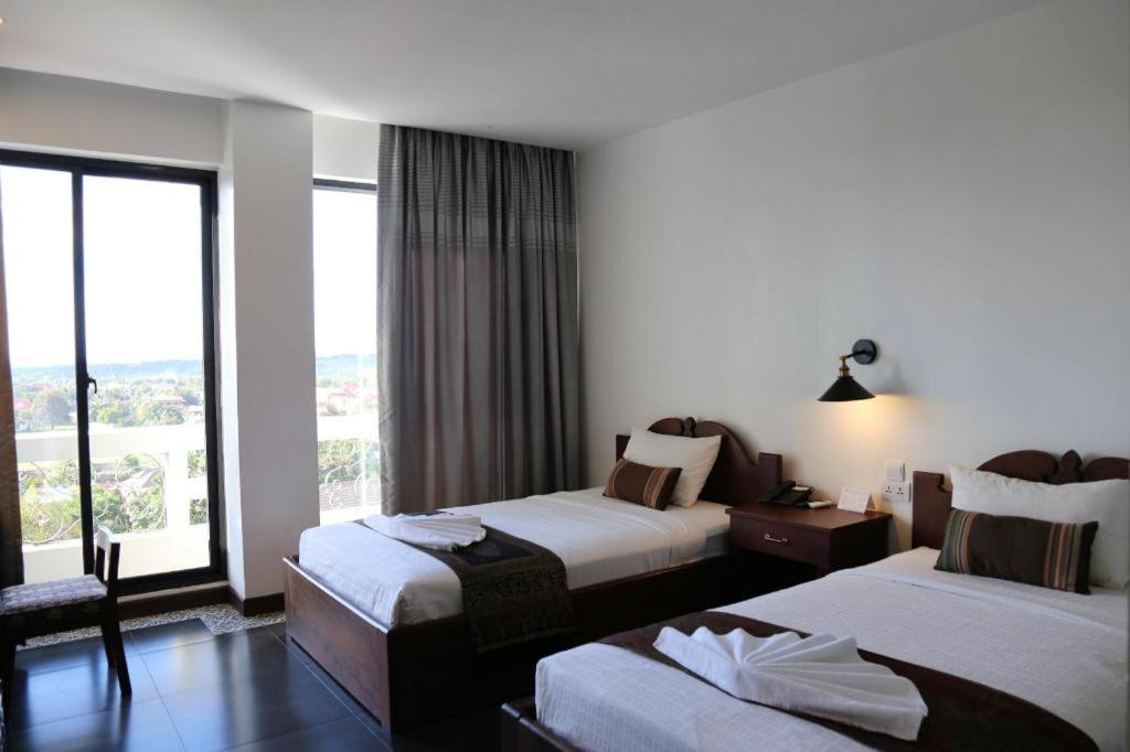 Yeak Loam Hotel Banlung Εξωτερικό φωτογραφία
