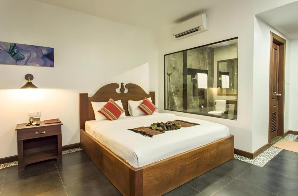 Yeak Loam Hotel Banlung Εξωτερικό φωτογραφία